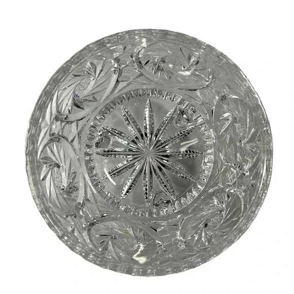 Beautiful Vintage Glass Candy Dish with Legs 6" wide - Picture 5 of 6